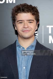 Gaten Matarazzo - Poster 1