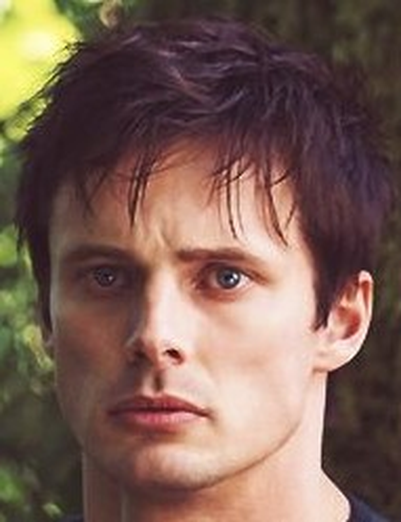 Bradley James - Foto 3