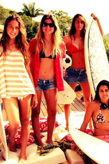 Poster de Série Férias no Rosa (2013)