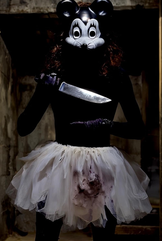 Poster 2 de Filme Minnie's Midnight Massacre (2025)