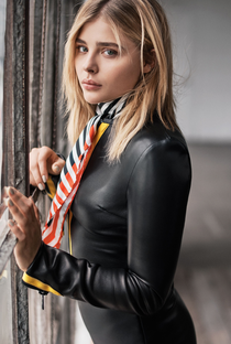 Chloë Grace Moretz - Poster / Capa / Cartaz - Oficial 14