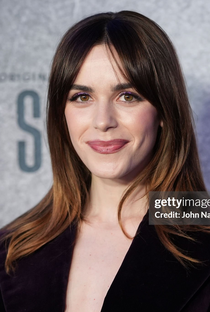 Kiernan Shipka - Poster 1