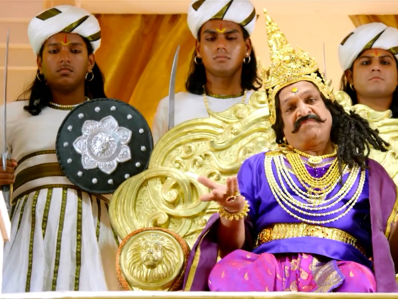 Foto 2 de Uttama Villain