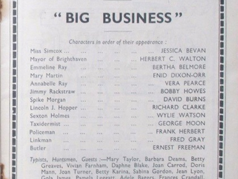 Foto 3 de Big Business (Play)