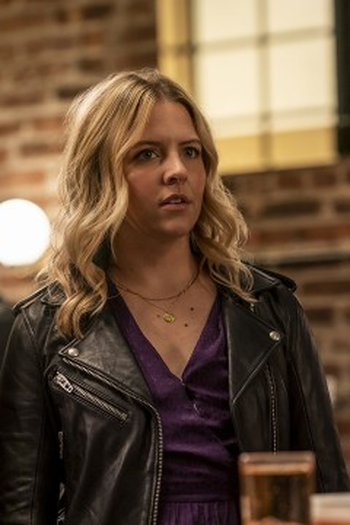 Poster de Episódio Chase Goes to College (2021)