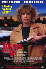 Uma Estranha Entre Nós (A Stranger Among Us)