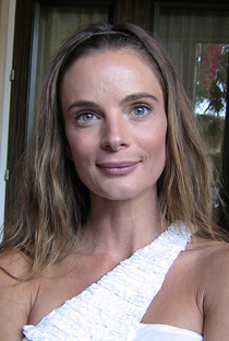 Gabrielle Anwar - Poster 1