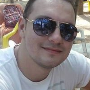 Foto de perfil de Adrian