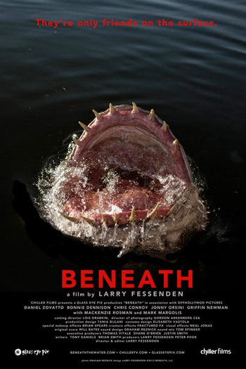  de Filme O Perigo Vem do Lago (2013)