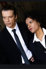 Caras Legais Não Olham Para Explosões (Caras Legais Não Olham Para Explosões)