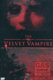 A Vampira de Veludo - Poster / Capa / Cartaz - Oficial 4