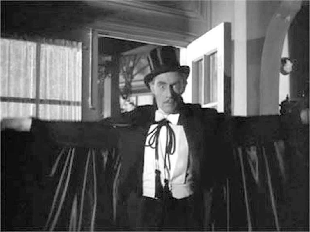 John Carradine - Foto 1
