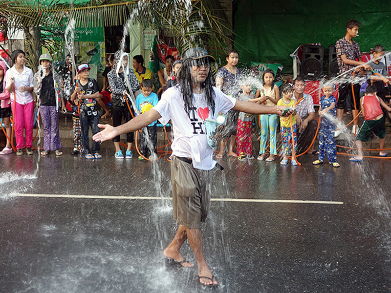 Foto 3 de Contos da Birmânia