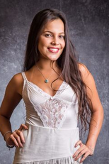 Emilly Araújo