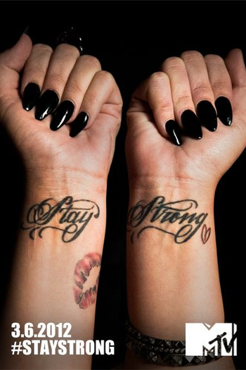 Poster de Filme Demi Lovato: Stay Strong (2012)