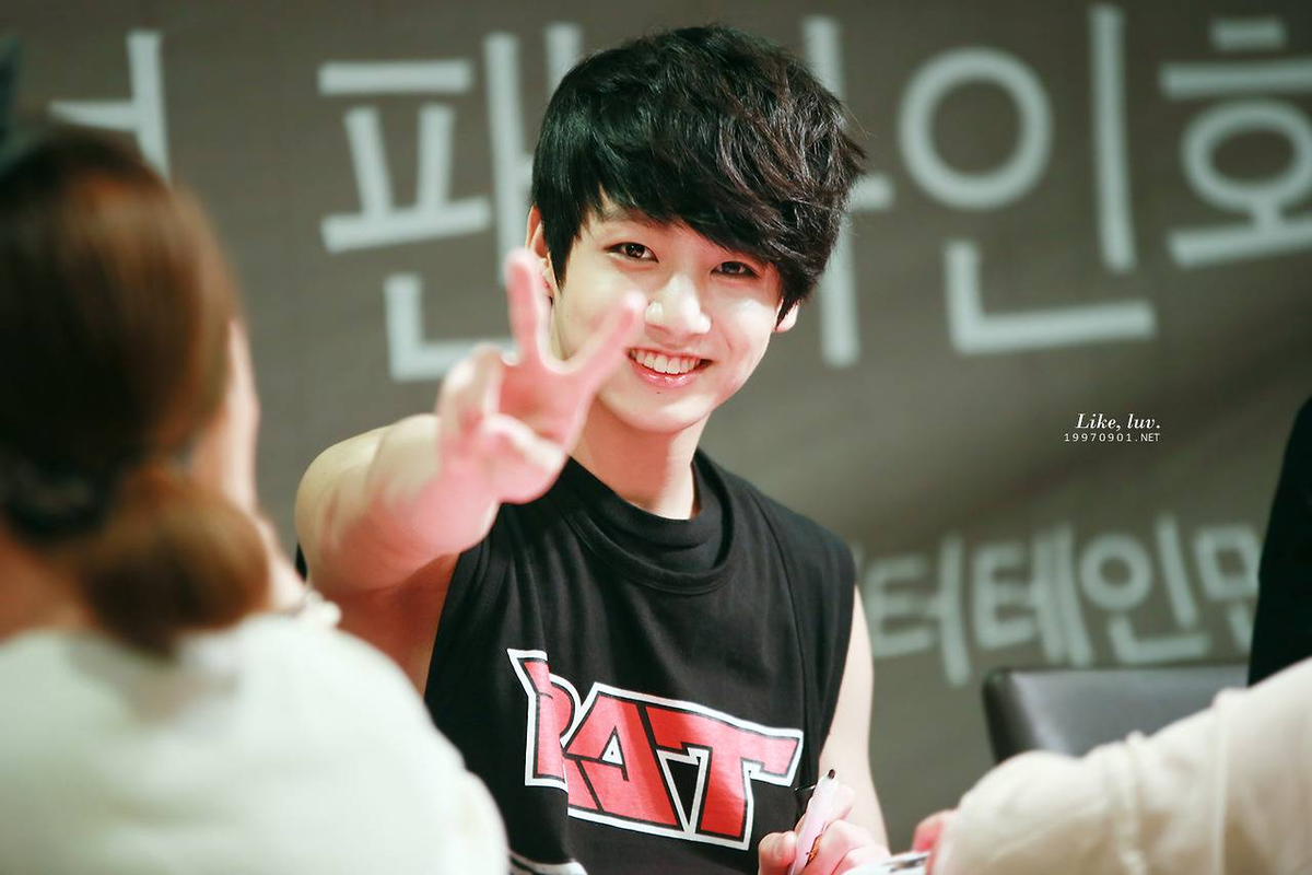 JungKook - Foto 2