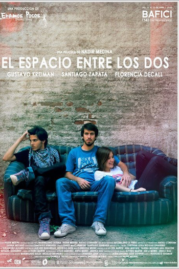 Poster de Filme O Espaço Entre Nós Dois (2012)