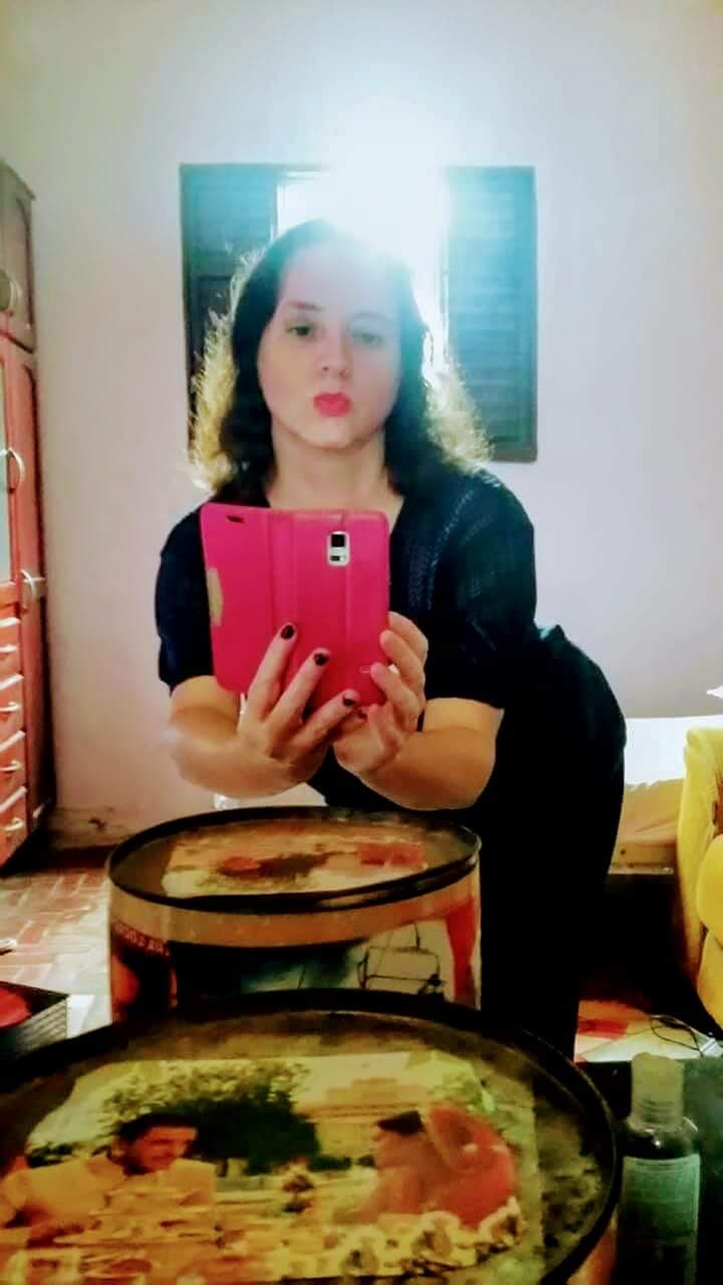 Ana Laura - Foto 1