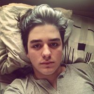 Foto de perfil de Victor Yuri