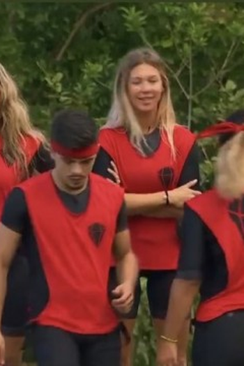 Poster de Episódio Episódio 13 (2021)