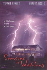 Alguém na Escuridão (Someone Is Watching)