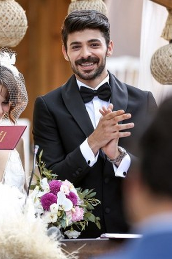 Poster de Episódio Gizli Saklı (5) (2022)