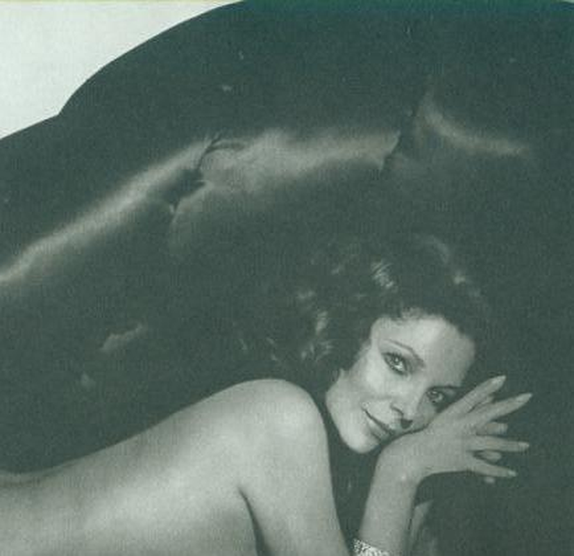Joan Collins (I) - Foto 1