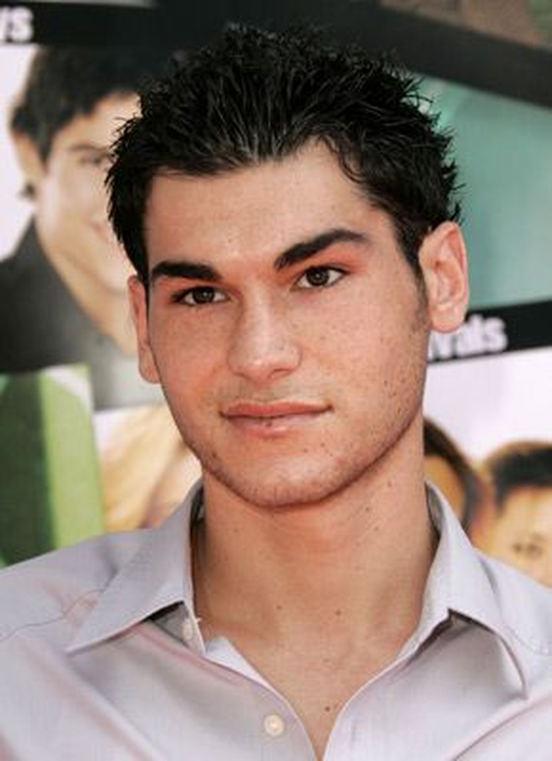 Brad Bufanda - Foto 2