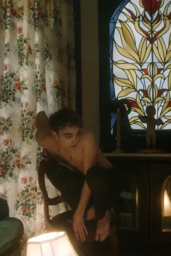 Poster de Curta Molchat Doma: Tancevat (2019)