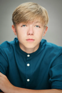 Austin Haynes - Poster / Capa / Cartaz - Oficial 1