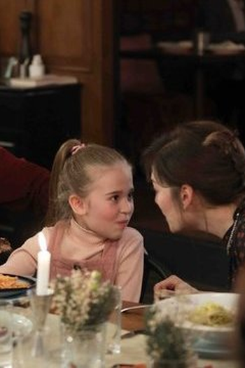 Poster de Episódio 17. Bölüm (2021)