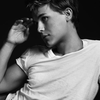 Rhys Wakefield - Foto 1