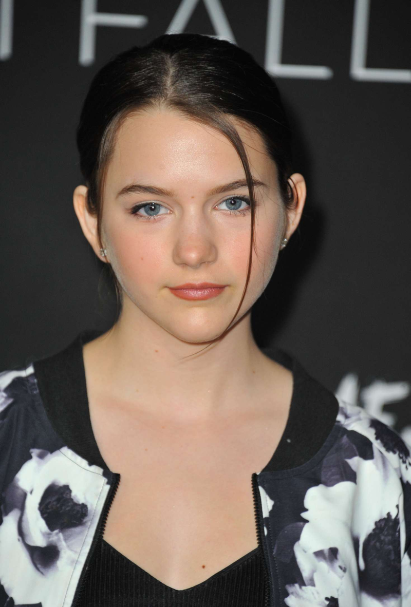 Chloe East - Foto 5
