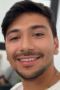 Max Fills - Poster 1