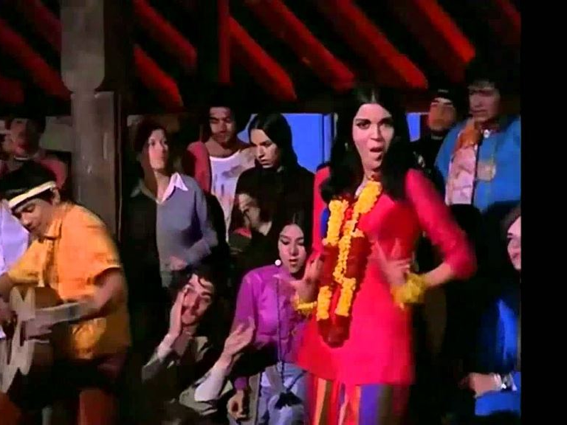 Foto 2 de Haré Rama Haré Krishna