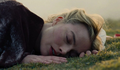 Margot Robbie defende filmes feitos para o público e diz que não pensa na opinião da crítica