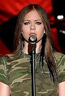 Avril Lavigne: Losing My Grip - Poster / Capa / Cartaz - Oficial 1