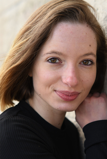 Loly Toublanc - Poster 1