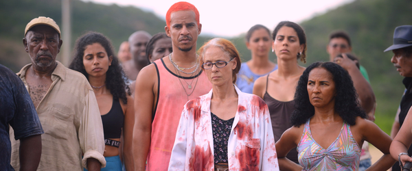 Bacurau, com Sonia Braga, ganha primeiro teaser