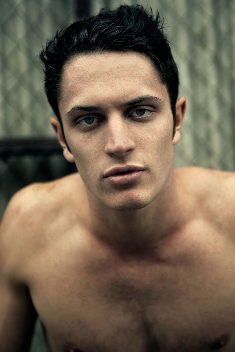 Colin Woodell - Foto 2
