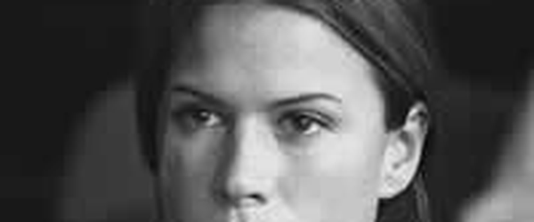 The Last Ship | Rhona Mitra vai estrelar a série de ação de Michael Bay