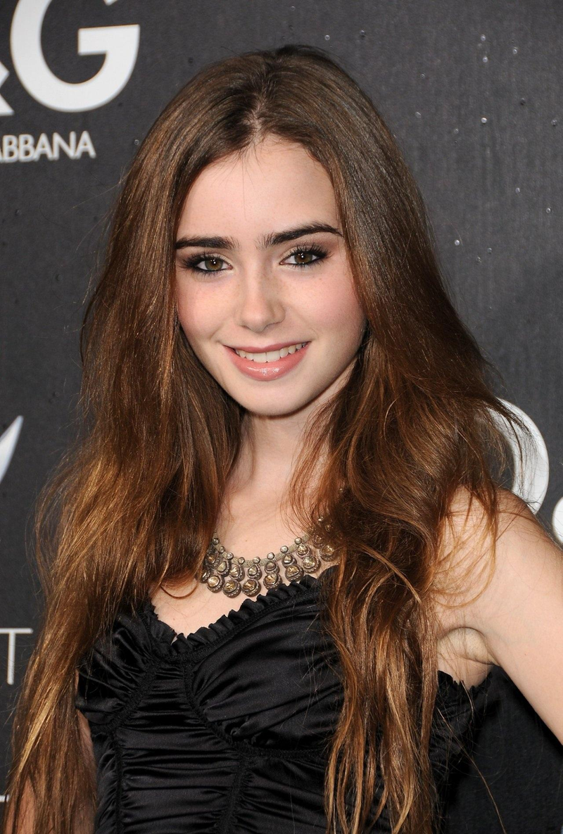 Lily Collins - Foto 23