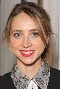 Zoe Kazan - Poster 4
