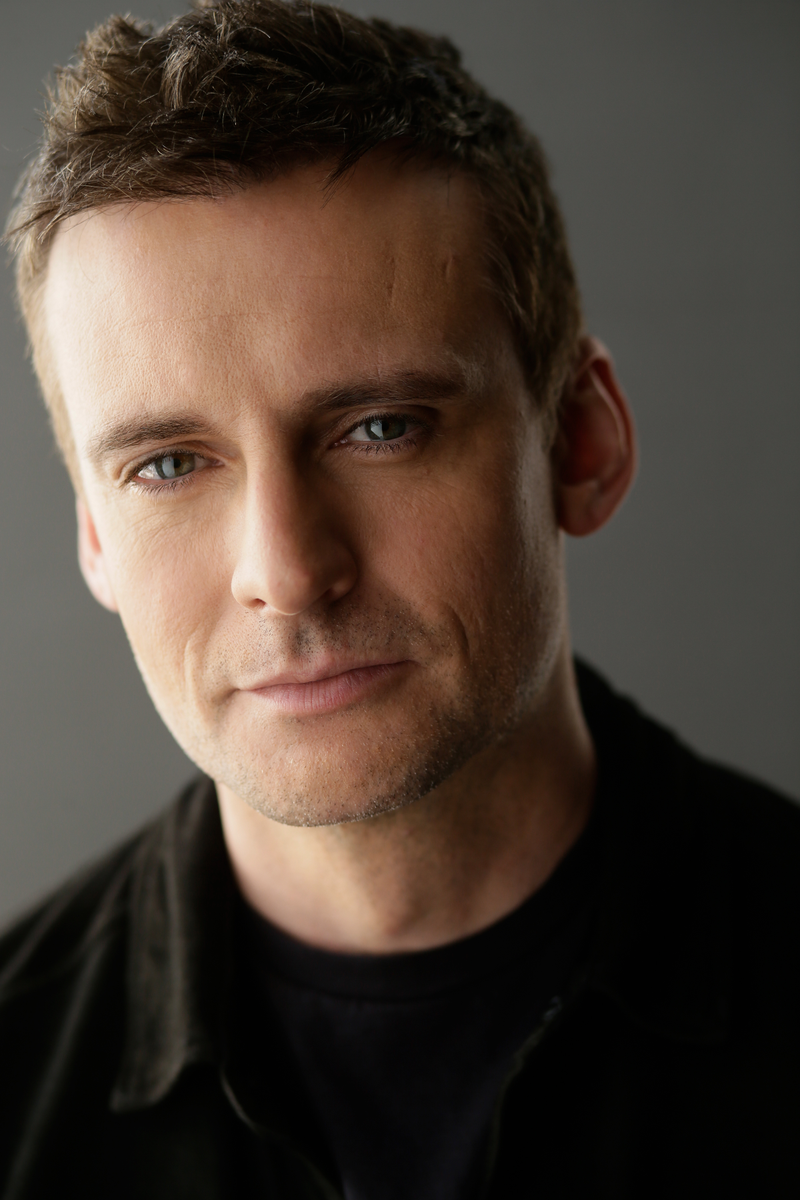 Callum Blue - Foto 1