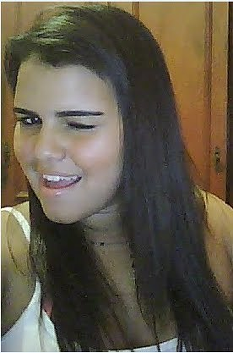 Caroline Moreira - Foto 1
