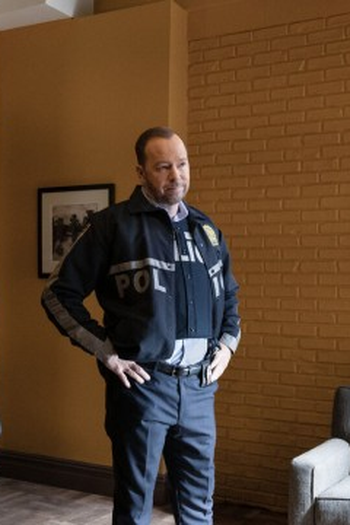Poster de Episódio Close to Home (2023)