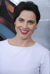 Antje Traue - Poster 1