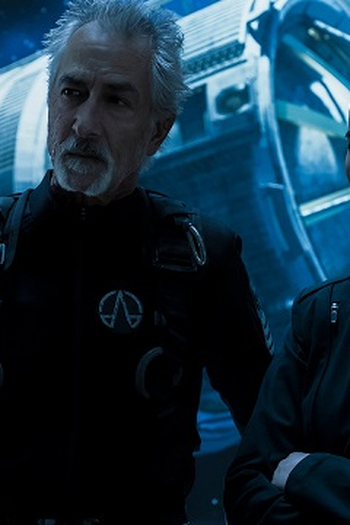 Poster de Episódio Displacement (2019)