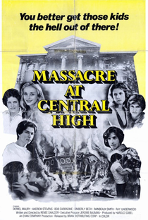 Massacre no Colégio - Poster / Capa / Cartaz - Oficial 1