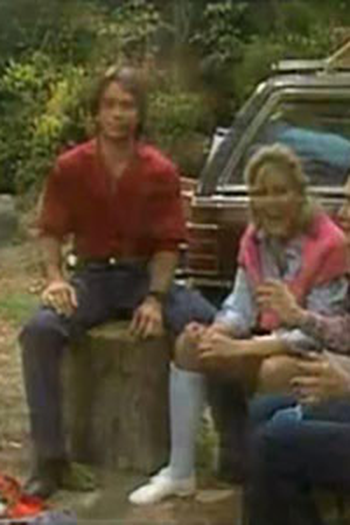 Poster de Episódio It Happened One Summer (1) (1985)